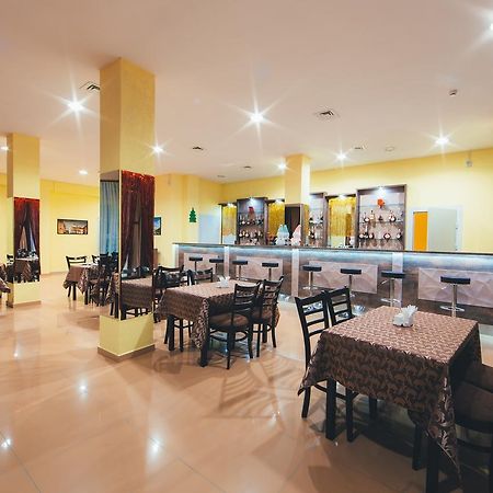 Astravyets Sunhotel מראה חיצוני תמונה