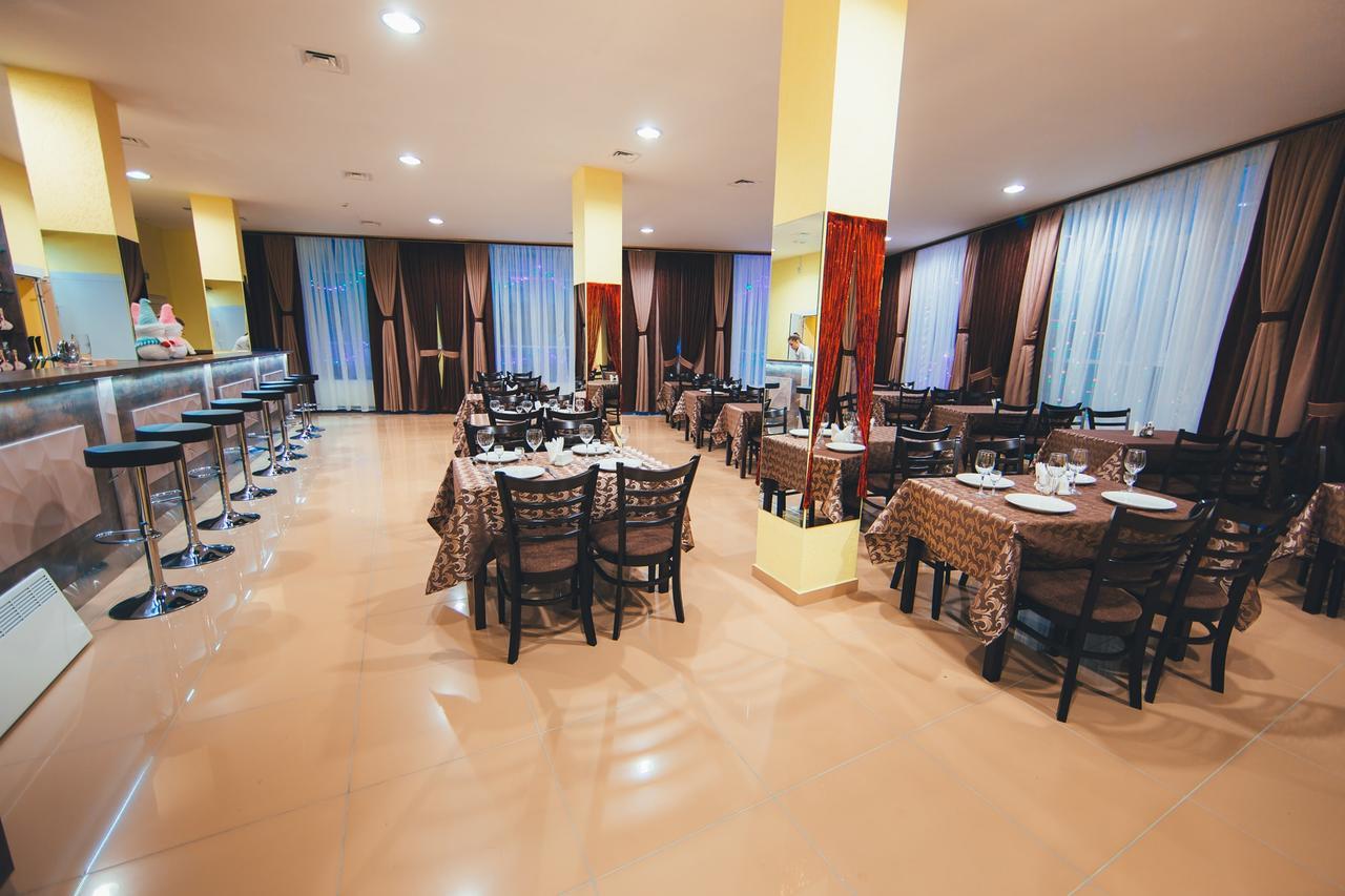 Astravyets Sunhotel מראה חיצוני תמונה