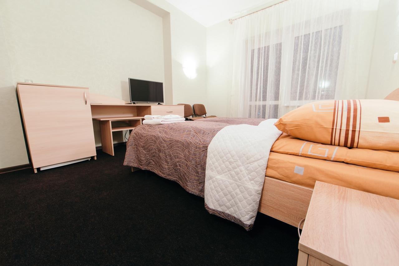 Astravyets Sunhotel מראה חיצוני תמונה