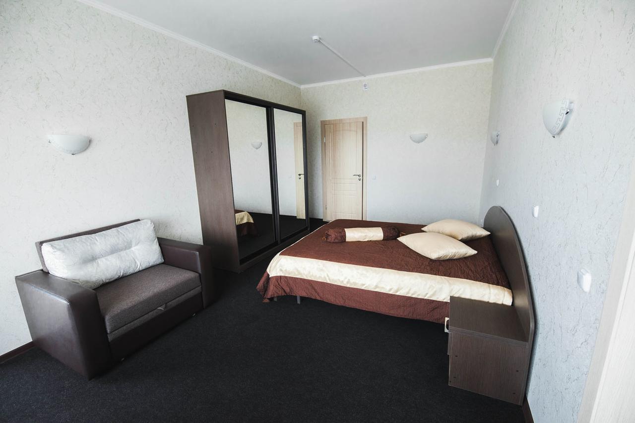 Astravyets Sunhotel מראה חיצוני תמונה